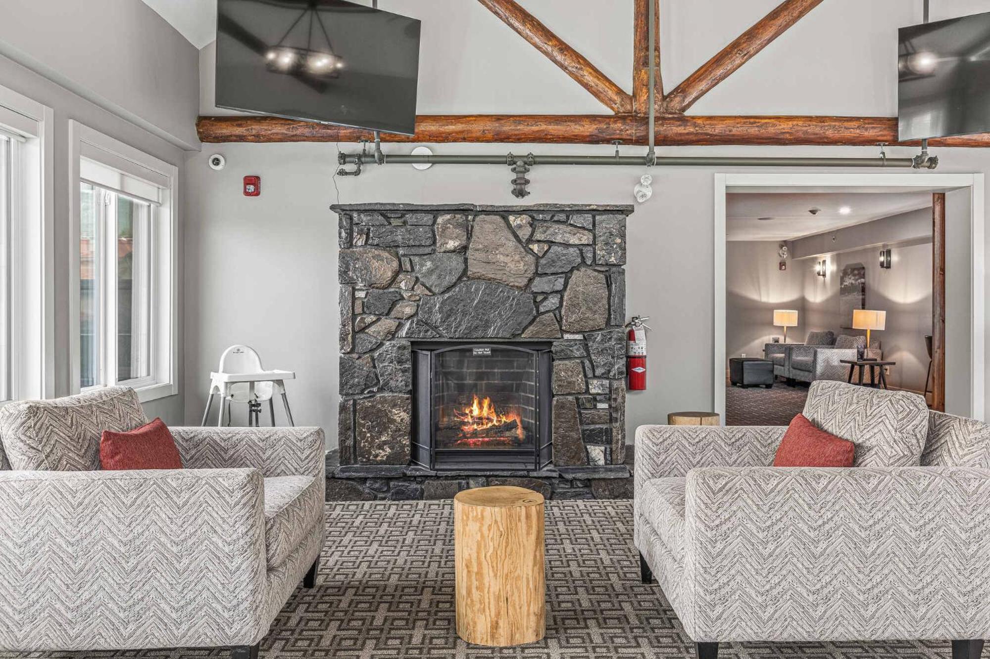 Basecamp Lodge Κάνμορ Εξωτερικό φωτογραφία
